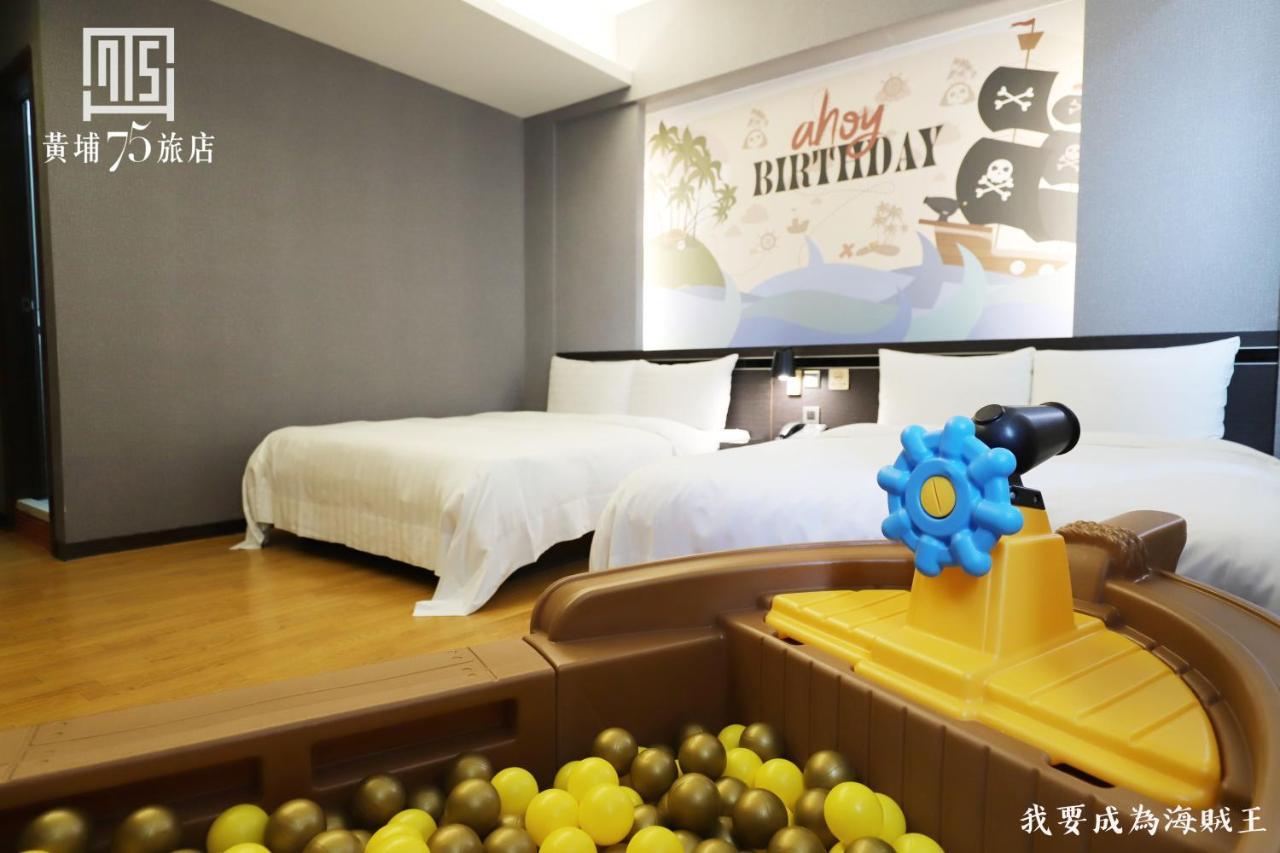 Military 75 Hotel Taichung Exterior foto